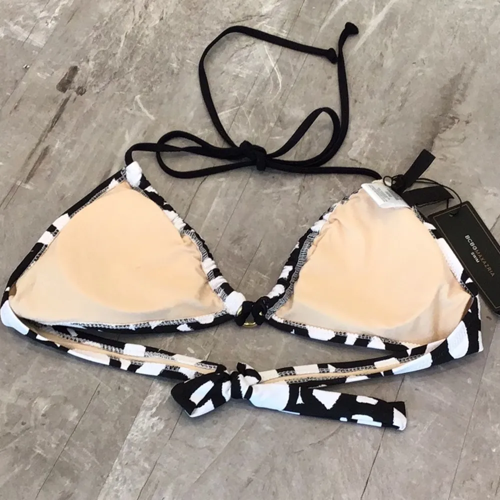 BCBGMAXAZRIA 💕💕 Triangle String Bikini Top - Image 5