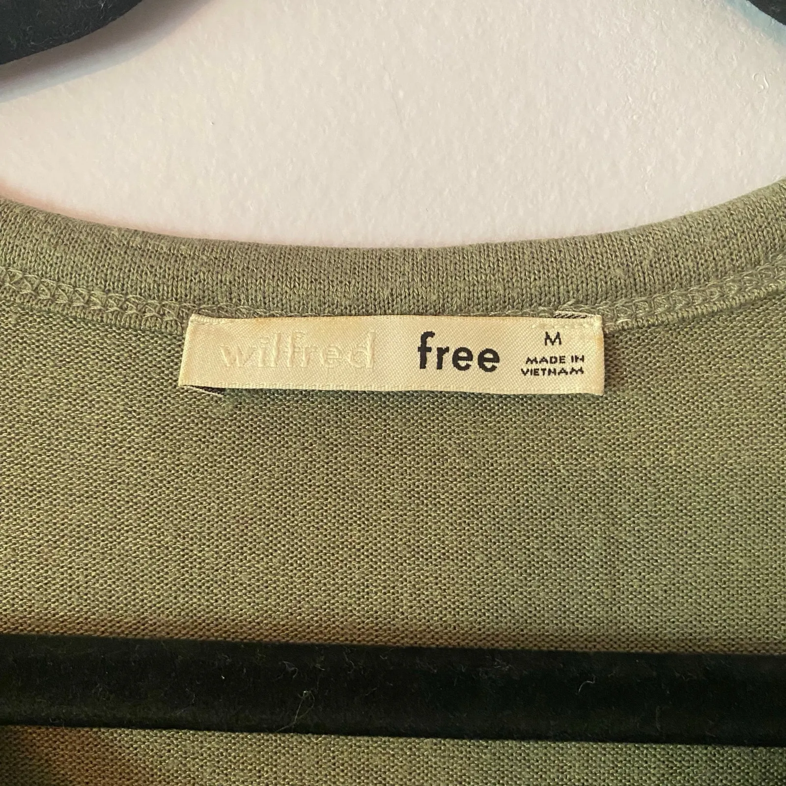 Wilfred Free Forest Green Crewneck Tee T-Shirt Stretch Lounge Women size Medium - Image 2