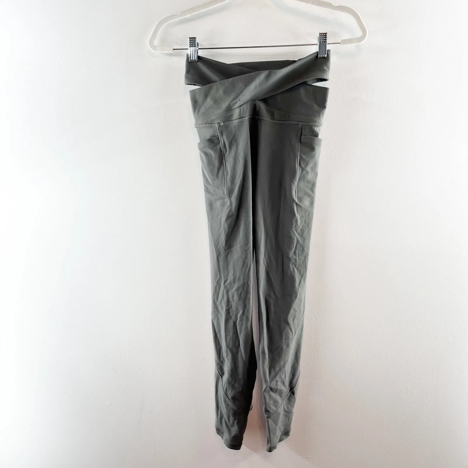 Athleta Salutation Stash Wrap Tight Leggings Hematite Gray XS - Image 2