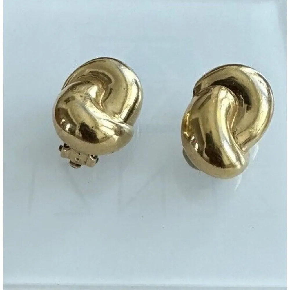 Ciner Stamped Gold Toned Swirl Clip On Studs Retro Earring Non Magnetic - Image 2