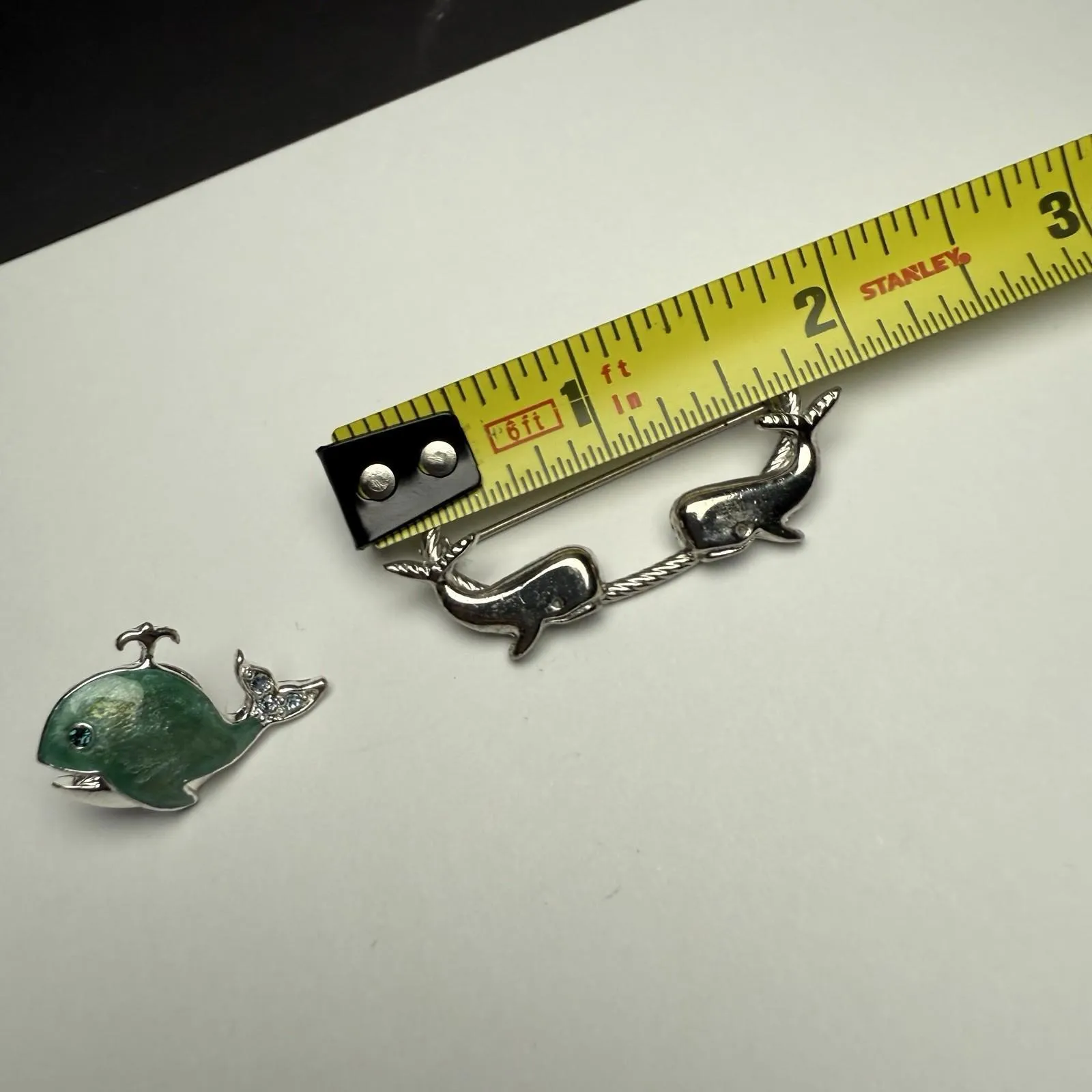 Whale Brooch / Tack Pin Lot Of 2 Sea Life Silver Tone - Image 5