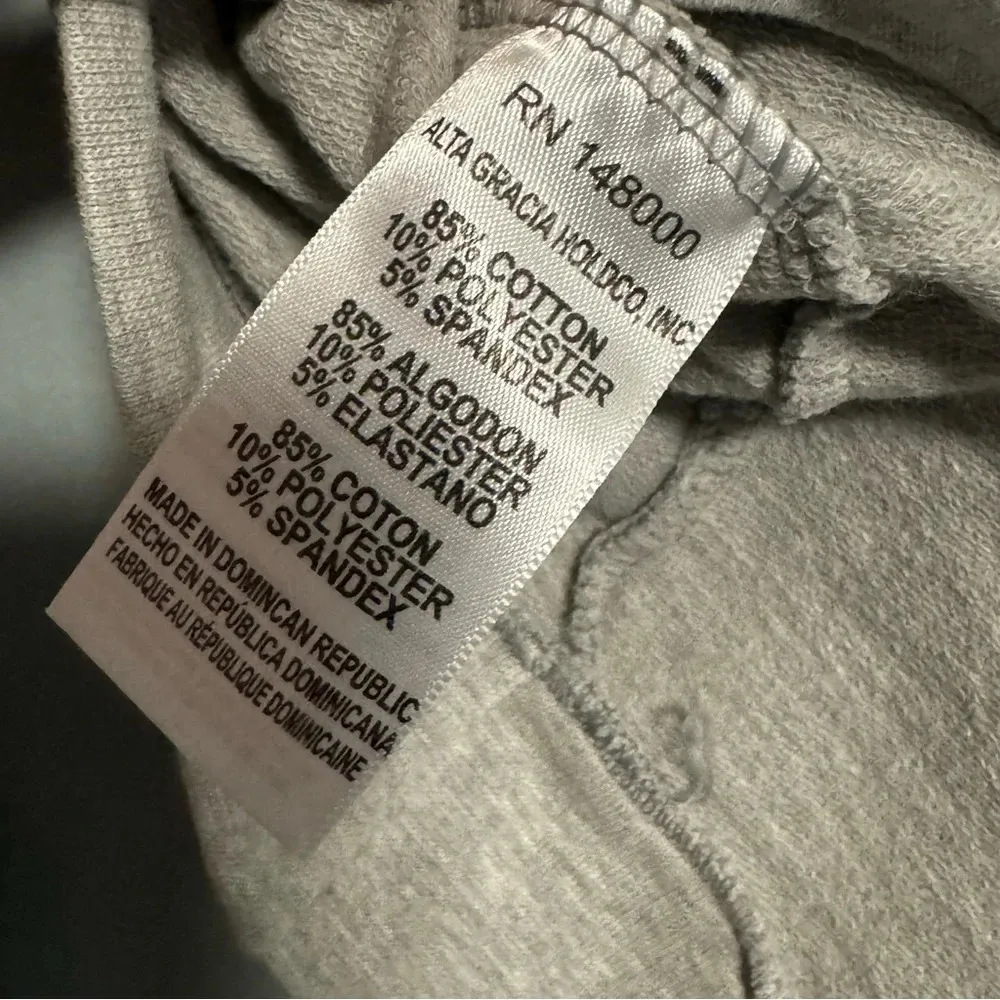 ALTA GRACIA Gray Long Sleeve Athletic Shirt Maroon Dawgs Back Cutout Size XL - Image 4