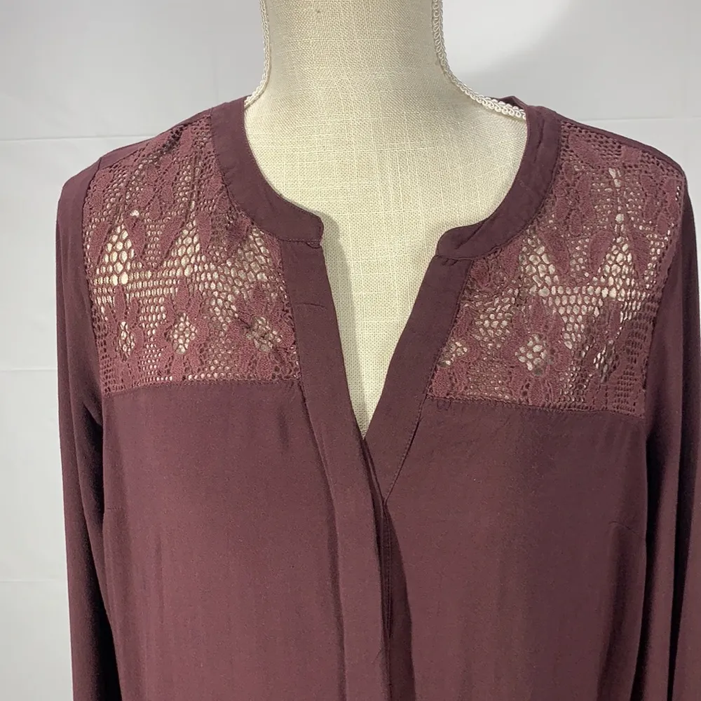Button Up Lace Insert Wined Down Long Sleeve Blouse Size Small Tall - Image 2