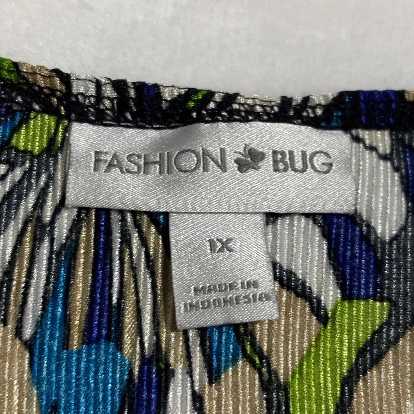 Fashion Bug Women's 1X Pleated Floral Print 3/4 Sleeve Blouse Bold Layered - Image 3