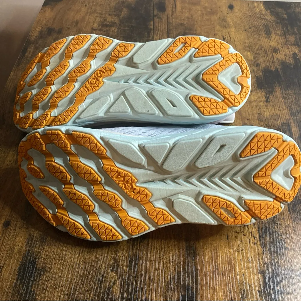 Hoka One One Clifton 8 Lace Up Running Training Shoes Women's Size 11D White - Image 8