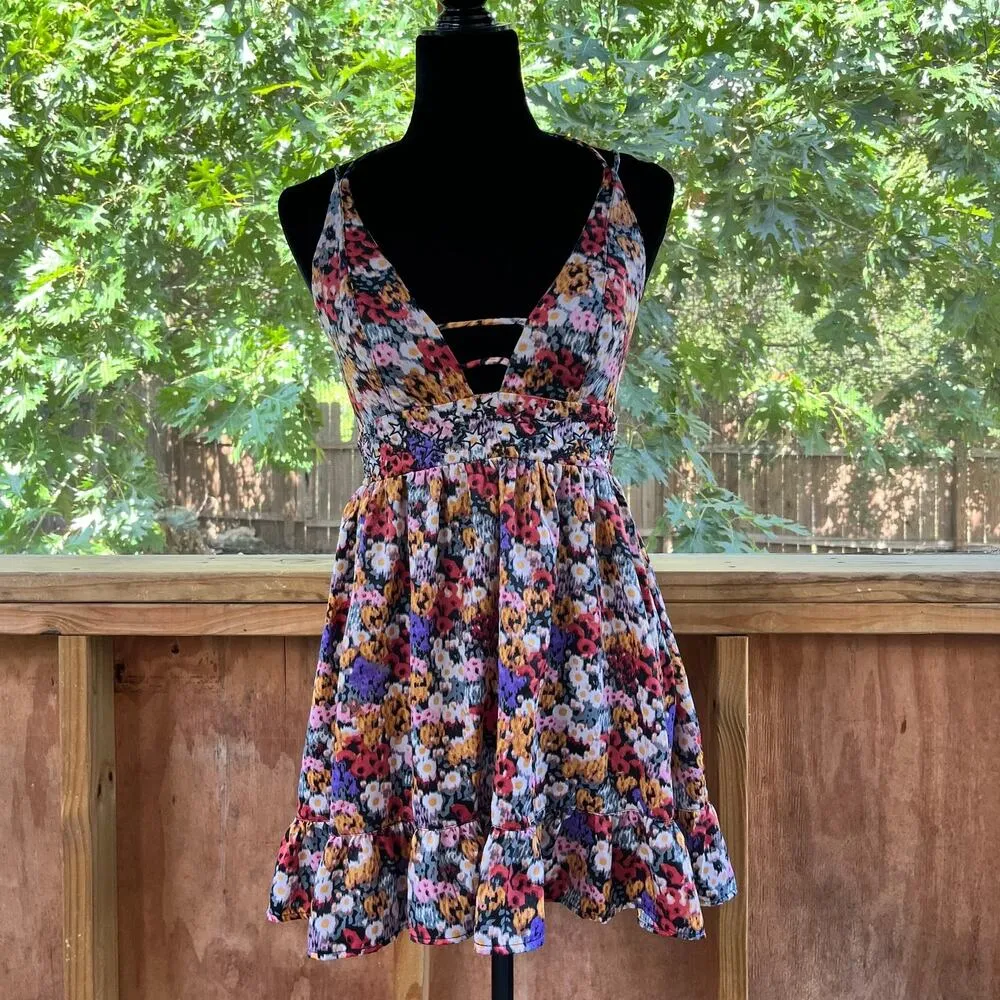 Urban Outfitters Naoi Strappy Mini Dress Colorful Floral Size M - Image 4