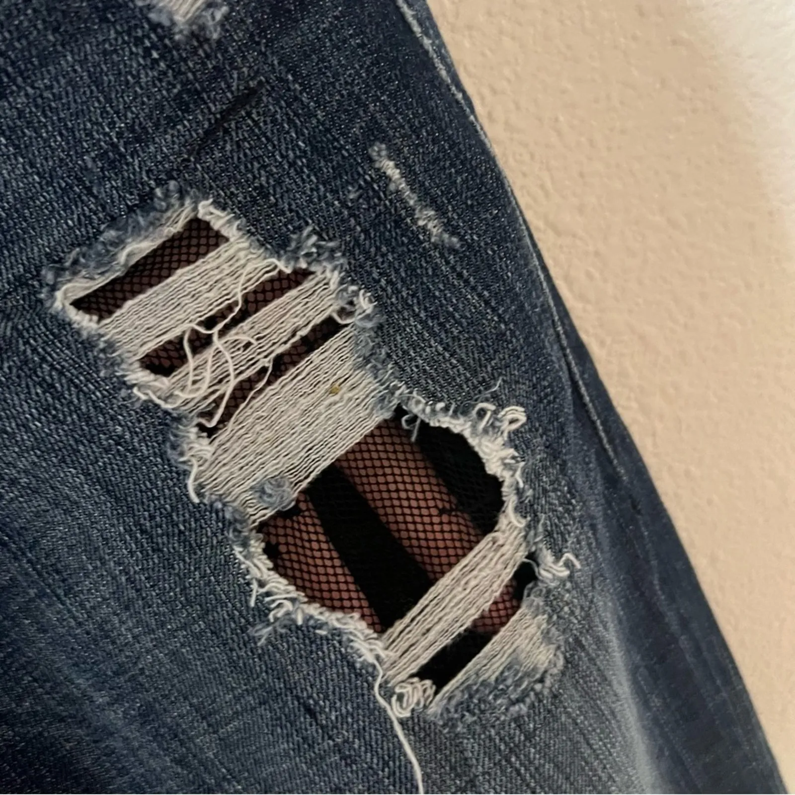 Rock & Republic Roth dark blue studded distressed bootcut western jeans 29 - Image 3