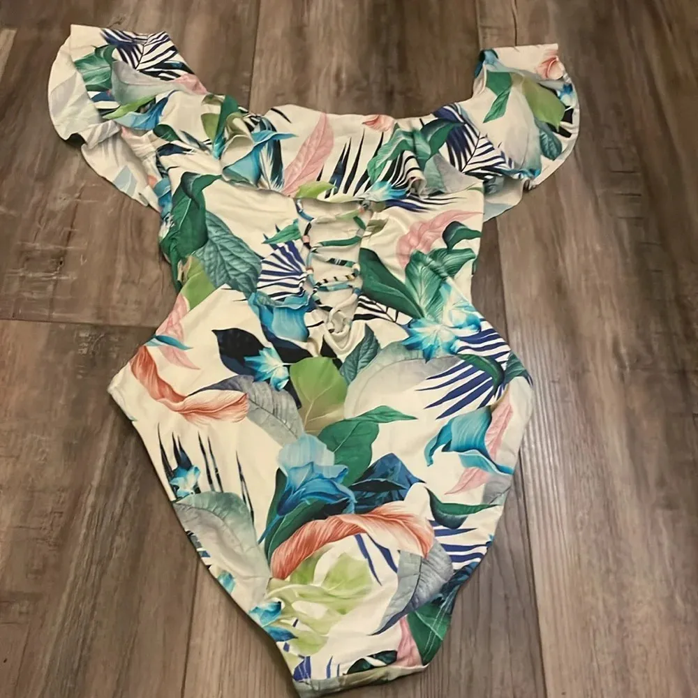 LA BLANCA IN THE MOMENT TROPICAL one piece swimsuit size 4 - Image 11