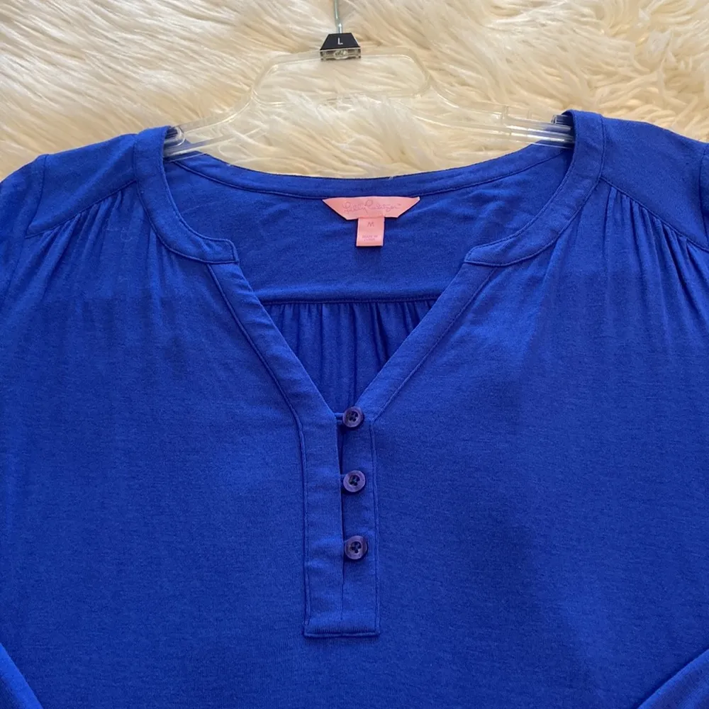 Lilly Pulitzer Shirt long sleeves size M color blue lengths 27” bust 36/38” - Image 12