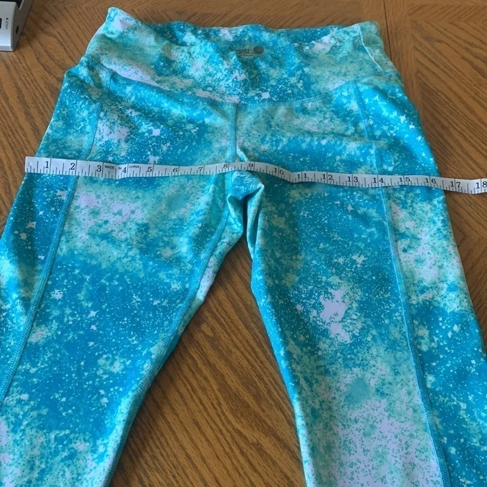 OLD Navy workout capri - Image 4