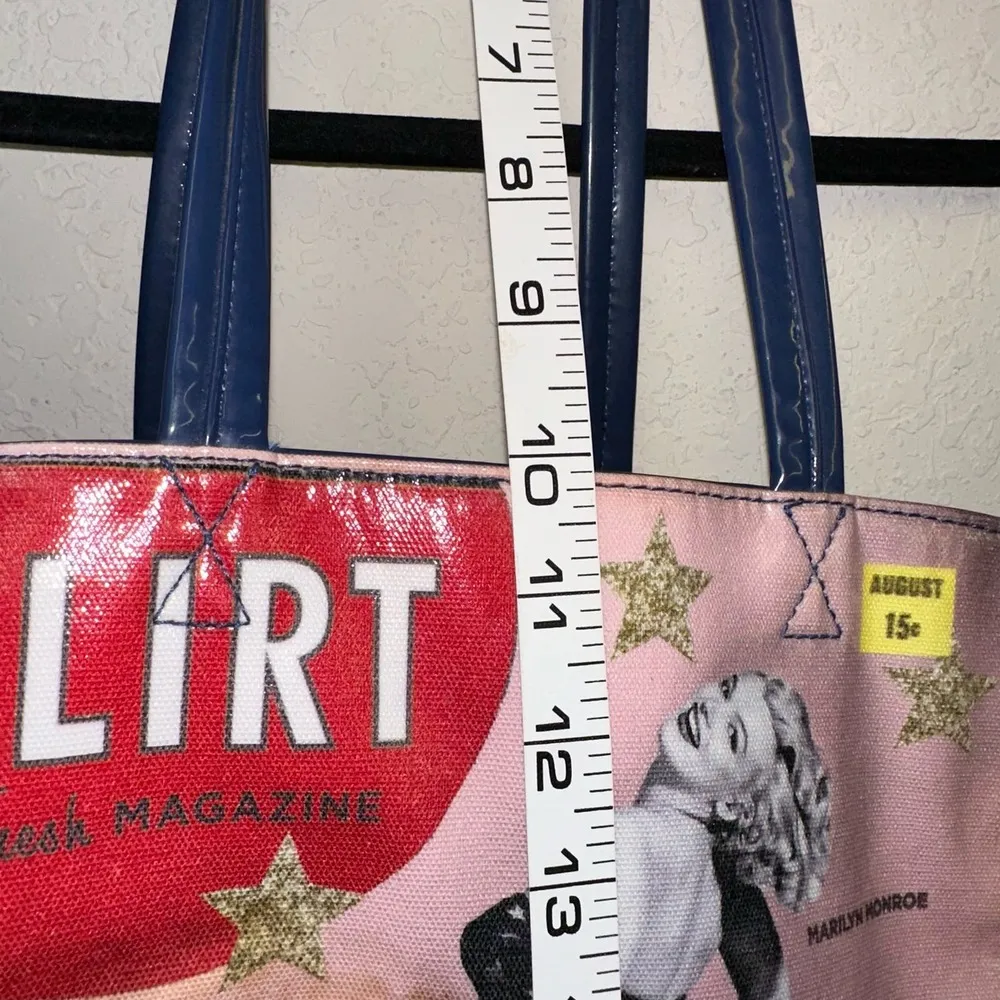 Marilyn Monroe Blue Graohic Tote Bag - Image 5
