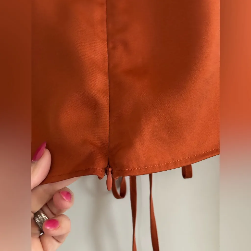 ASTR  the Label Rust‎ Orange Cinched Long Sleeve Blouse - Image 6