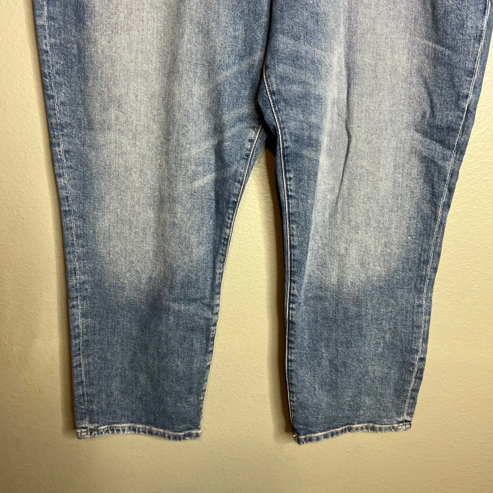 a.n.a Mid-Rise Boyfriend Jeans Size 38 Waist Relaxed Straight Leg Comfort NWT‎ - Image 3