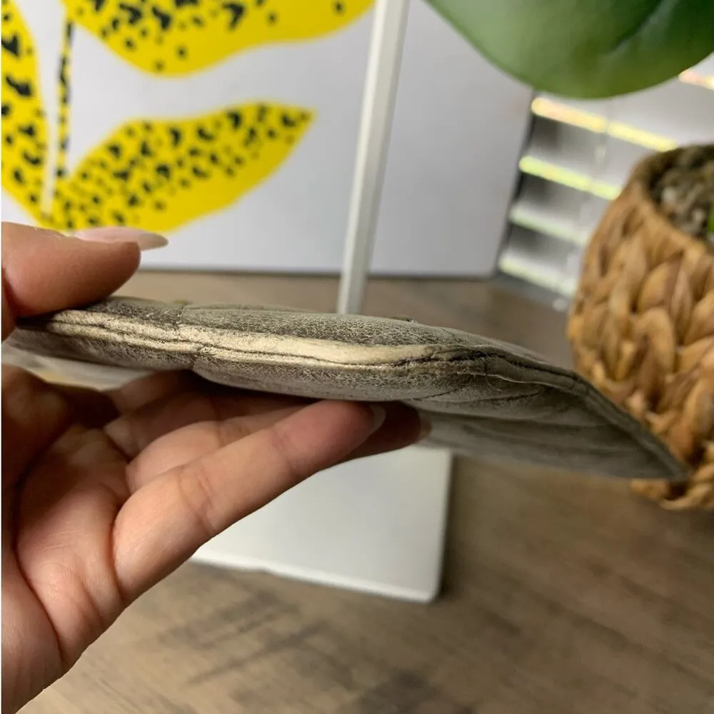 Michael Kors Metallic Broze Ipad Tablet Sleeve Slim - Image 9