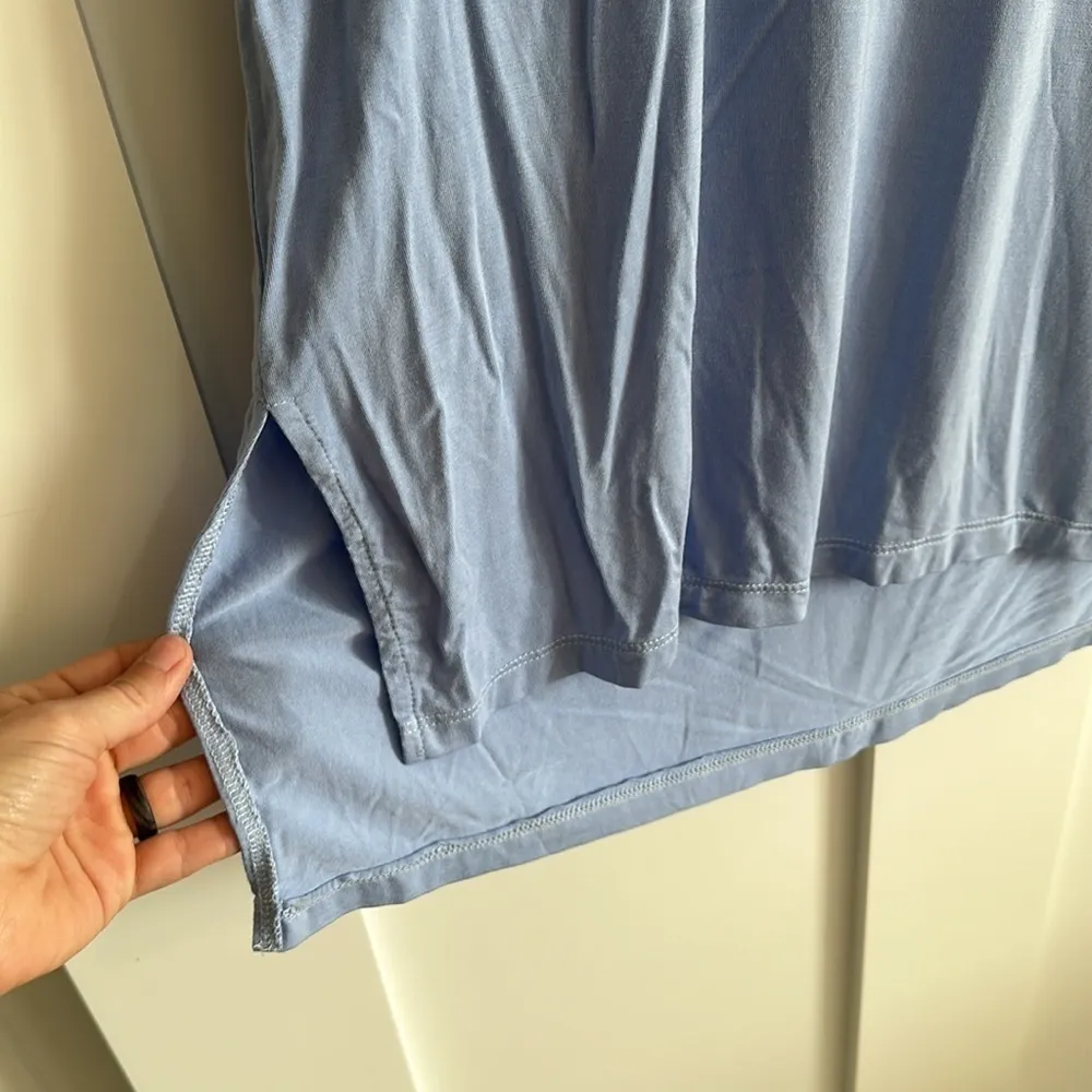 Rae Mode periwinkle blue v neck slouchy top. Size Medium NWOT comfortable work - Image 3