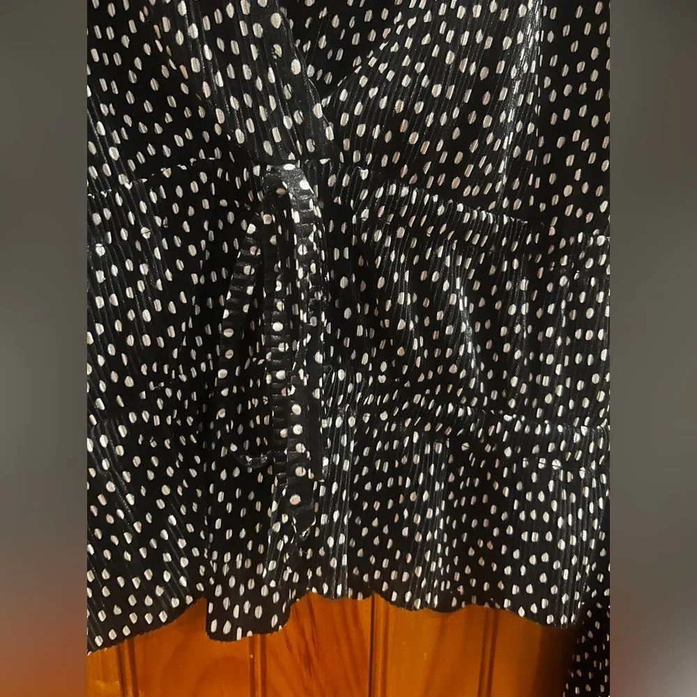 ZARA  Polka Dot Plisse Top Black and White Size M - Image 9