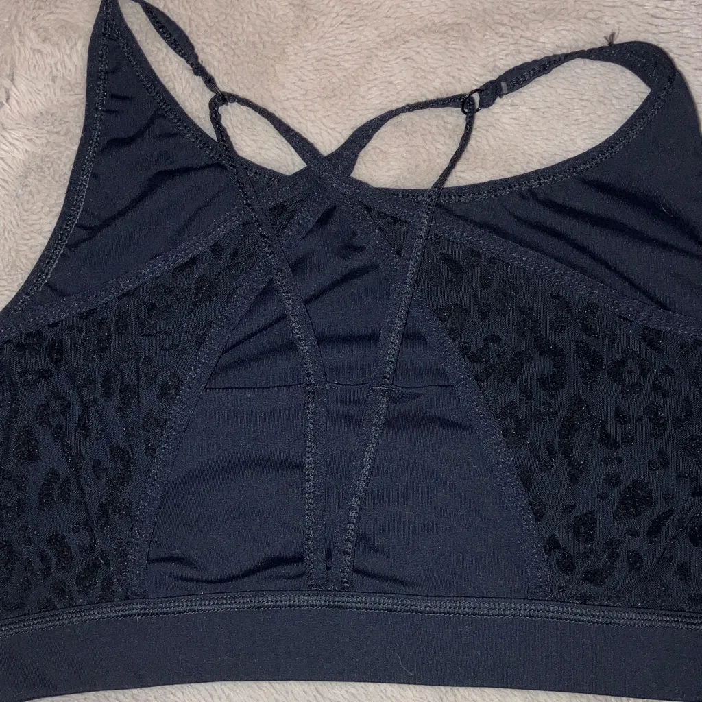 Torrid Twist-Back Active Bra, torrid size 3 - Image 3