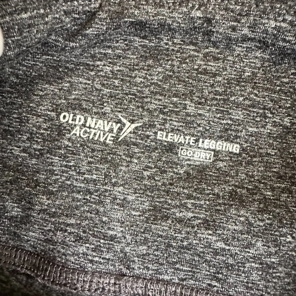 Old Navy  Active Grey Elevate Legging Women's Small - Image 3