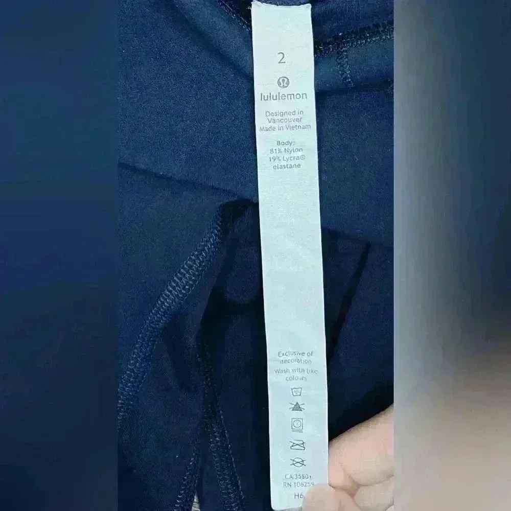 Lululemon Align™ High Rise Crop 17" size 2 - Image 3