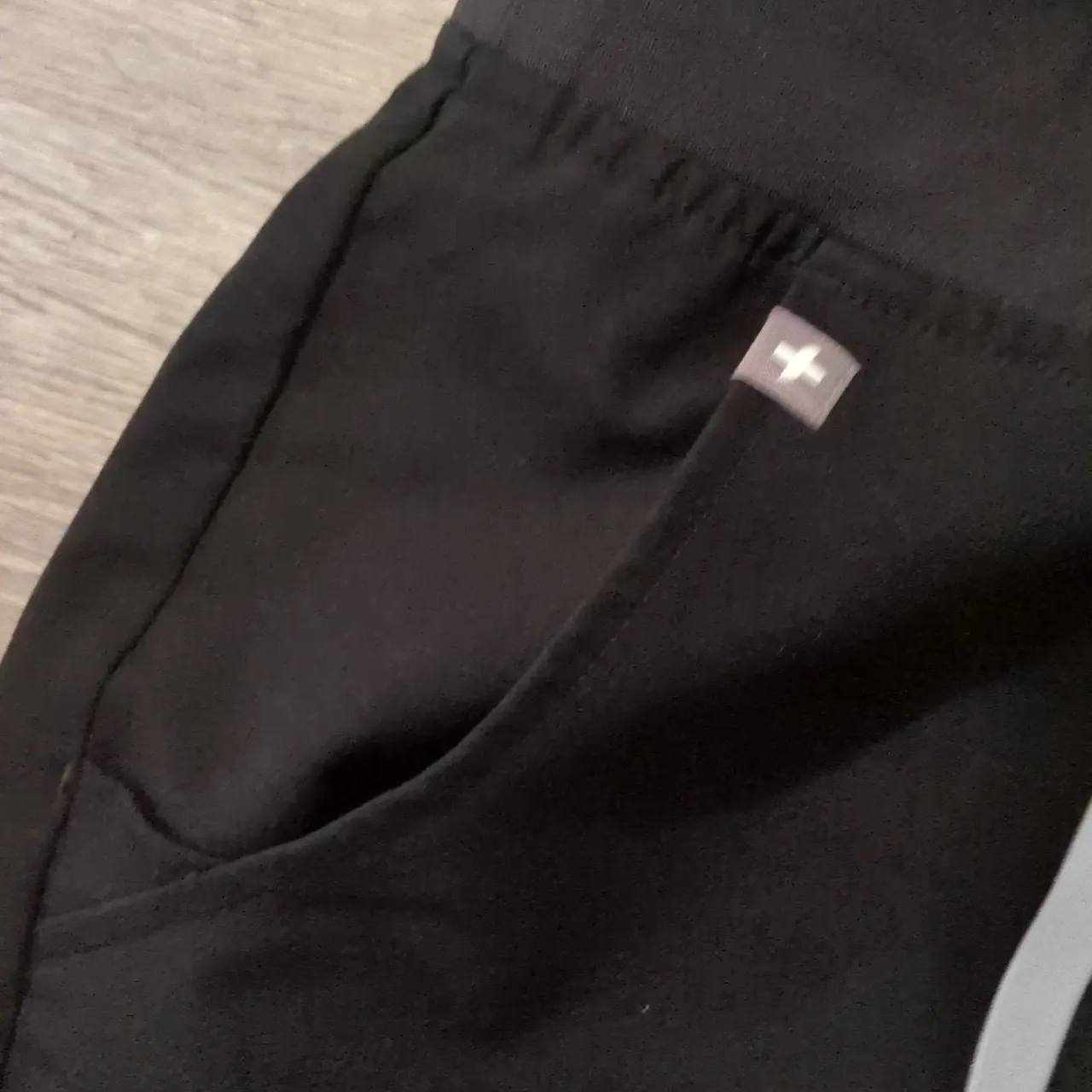 Figs Black Jogger Pants Size Medium - Image 3