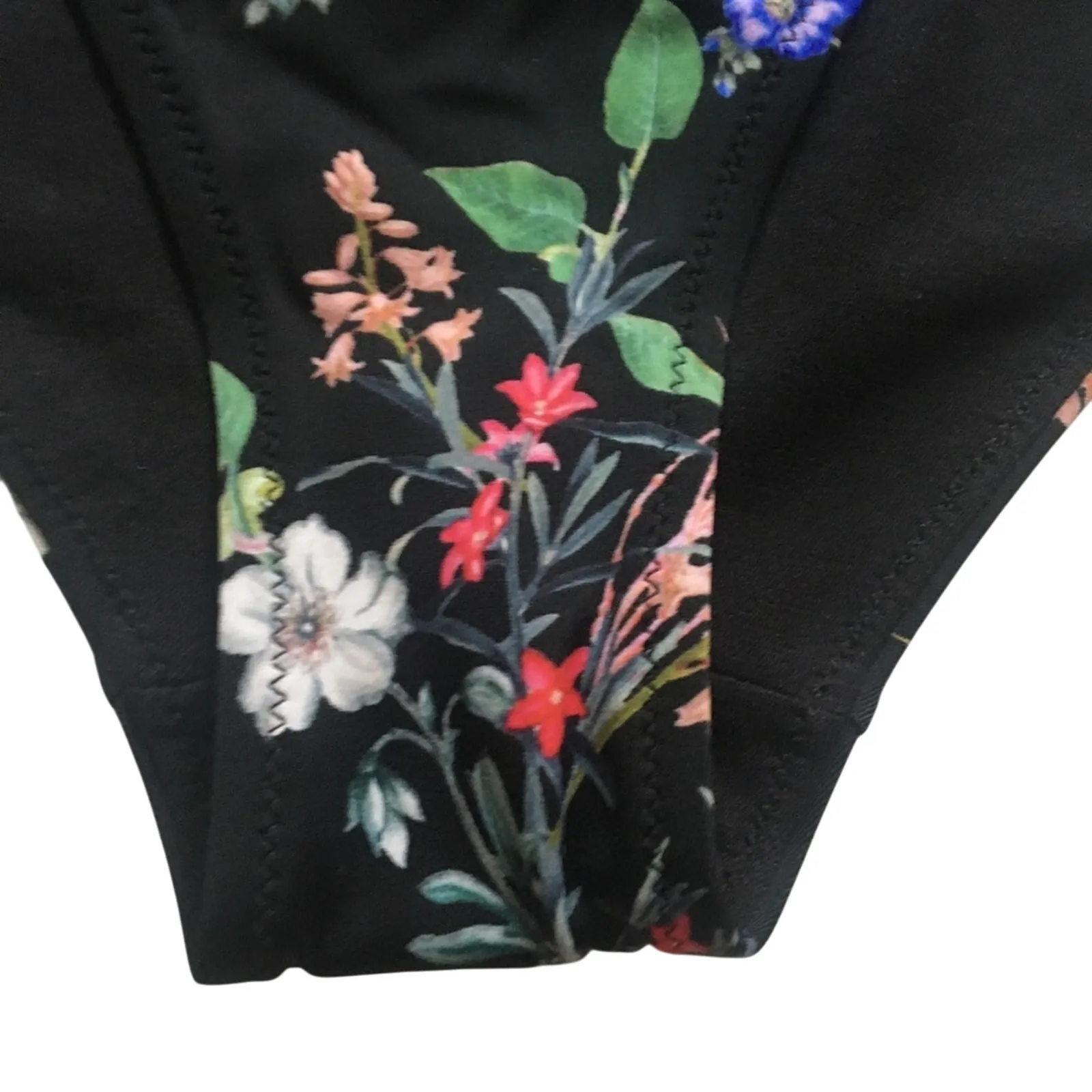 Athleta Gold Coast Low Rise Floral Banded Striped Bikini Bottoms Medium Black - Image 4