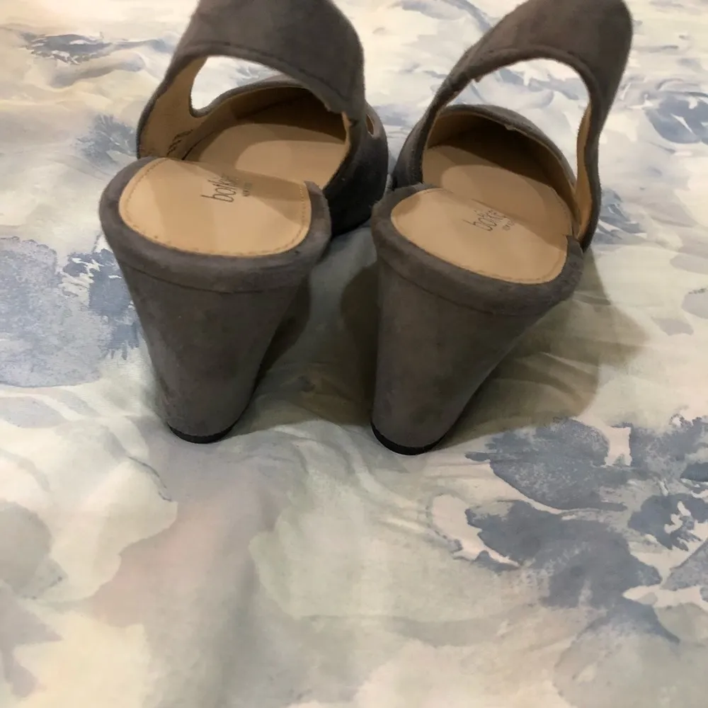 𝅺BOTKIER Suede Heels - Image 3