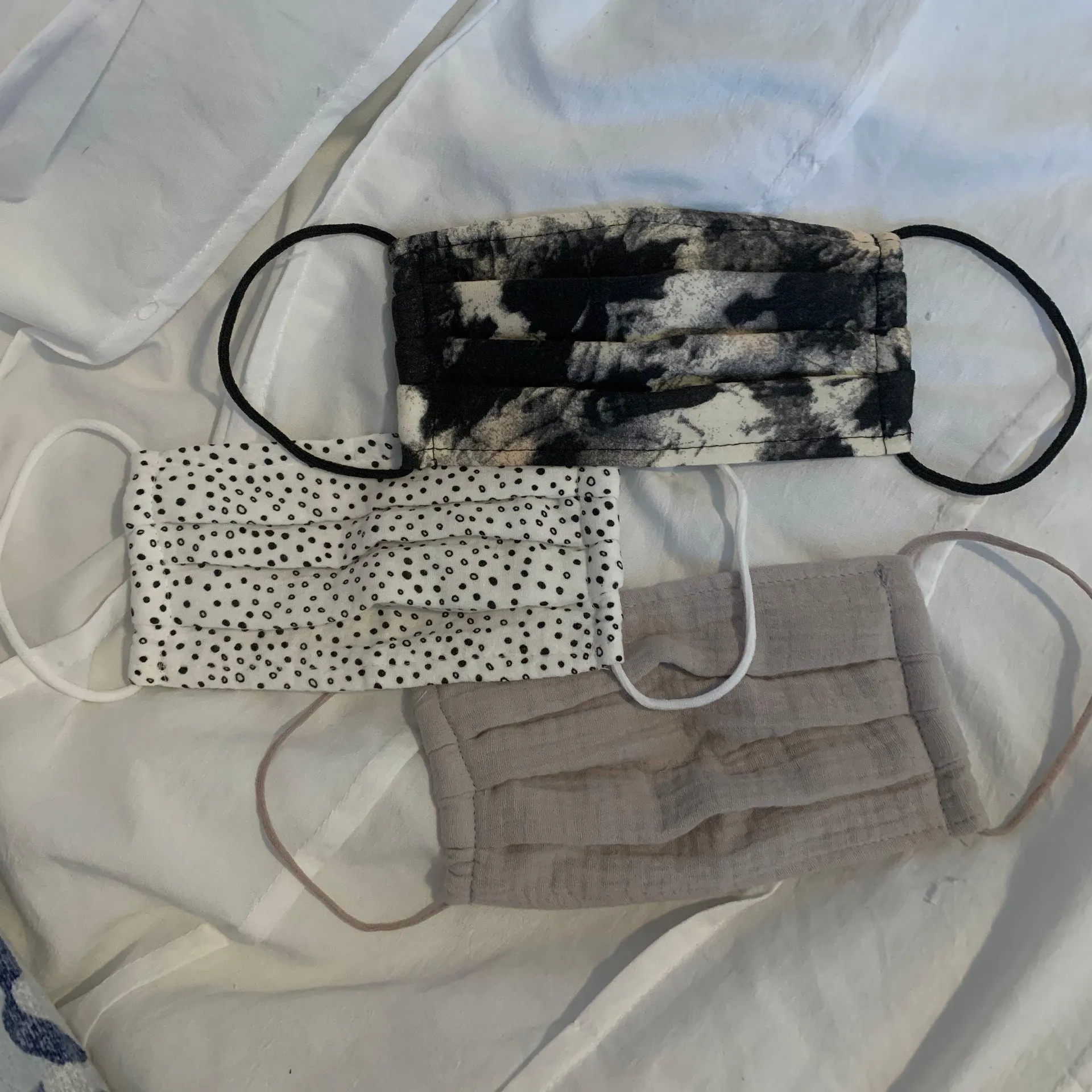 Kitsch Masks Multiple - Image 2