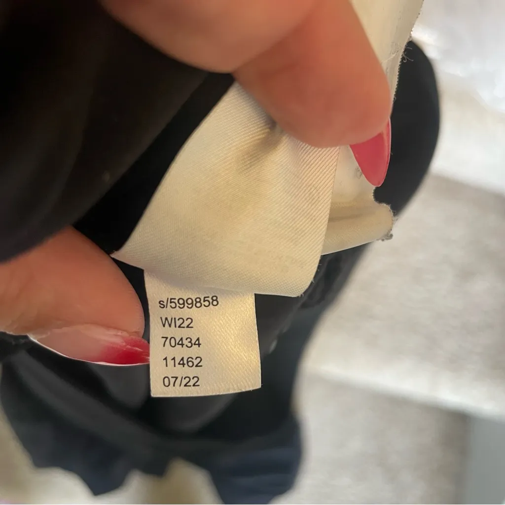 Lou & Grey Luvstretch Wide Leg Pants - Image 9