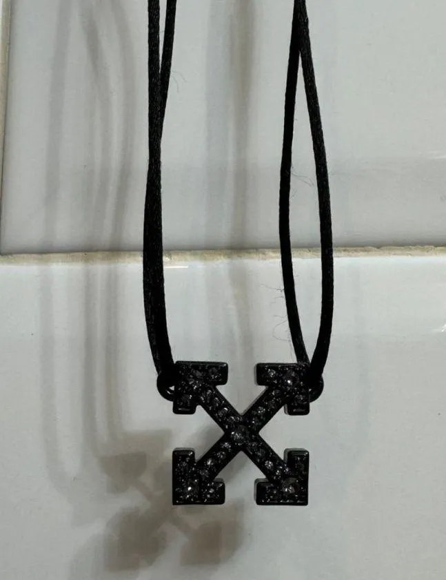 Off-White Crystal Arrow Choker Necklace “black” - Image 2