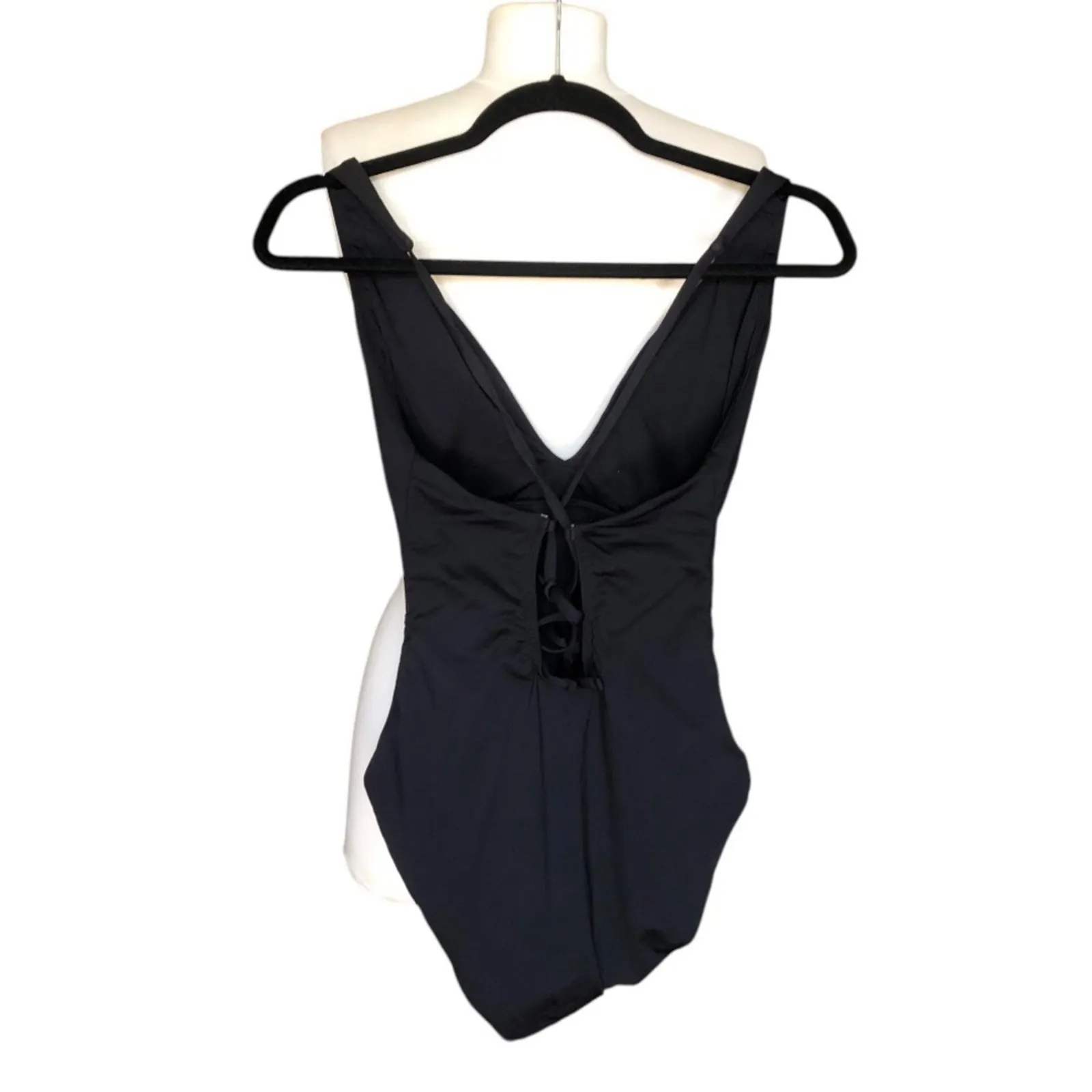 Andie NWT The Bali Flattering Neckline One Piece Swimsuit Black Small Tall - Image 7