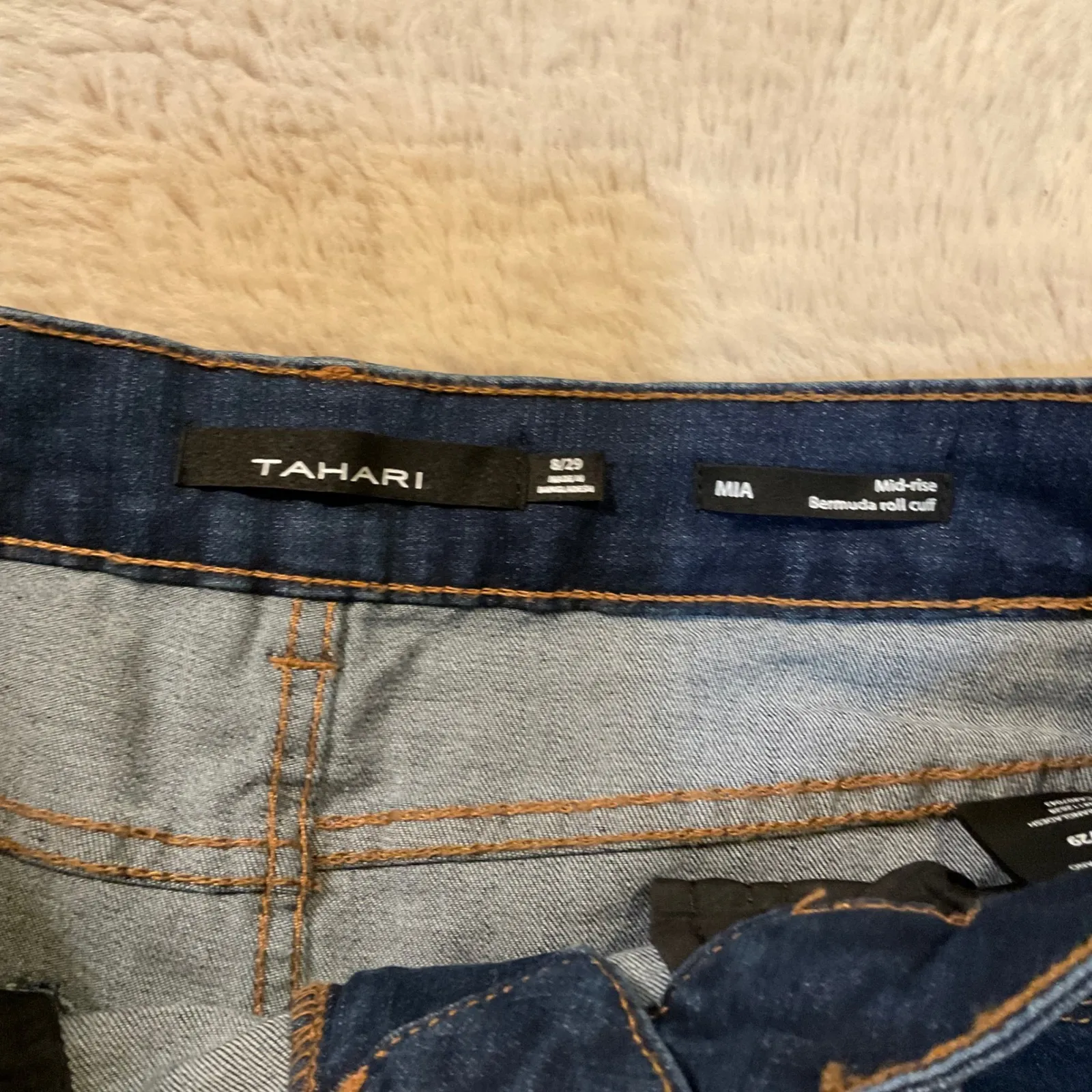 Tahari MIA Bermuda Shorts Size 8 29 Dark Wash Mid Rise Womens - Image 2