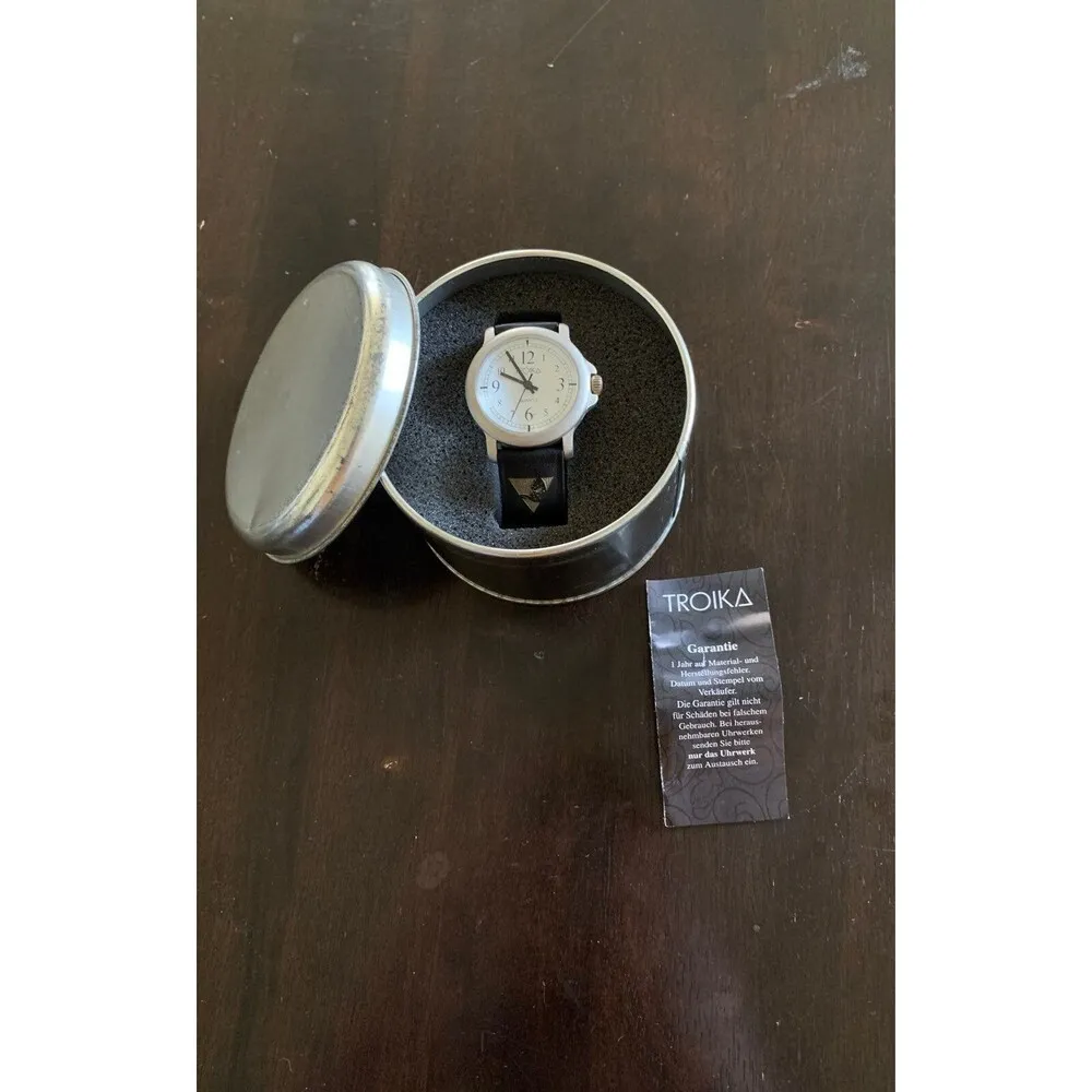 Vintage NHL Hockey Mighty Ducks Anaheim Women's Wrist Watch and Case SMALL, NWT Black - Image 4