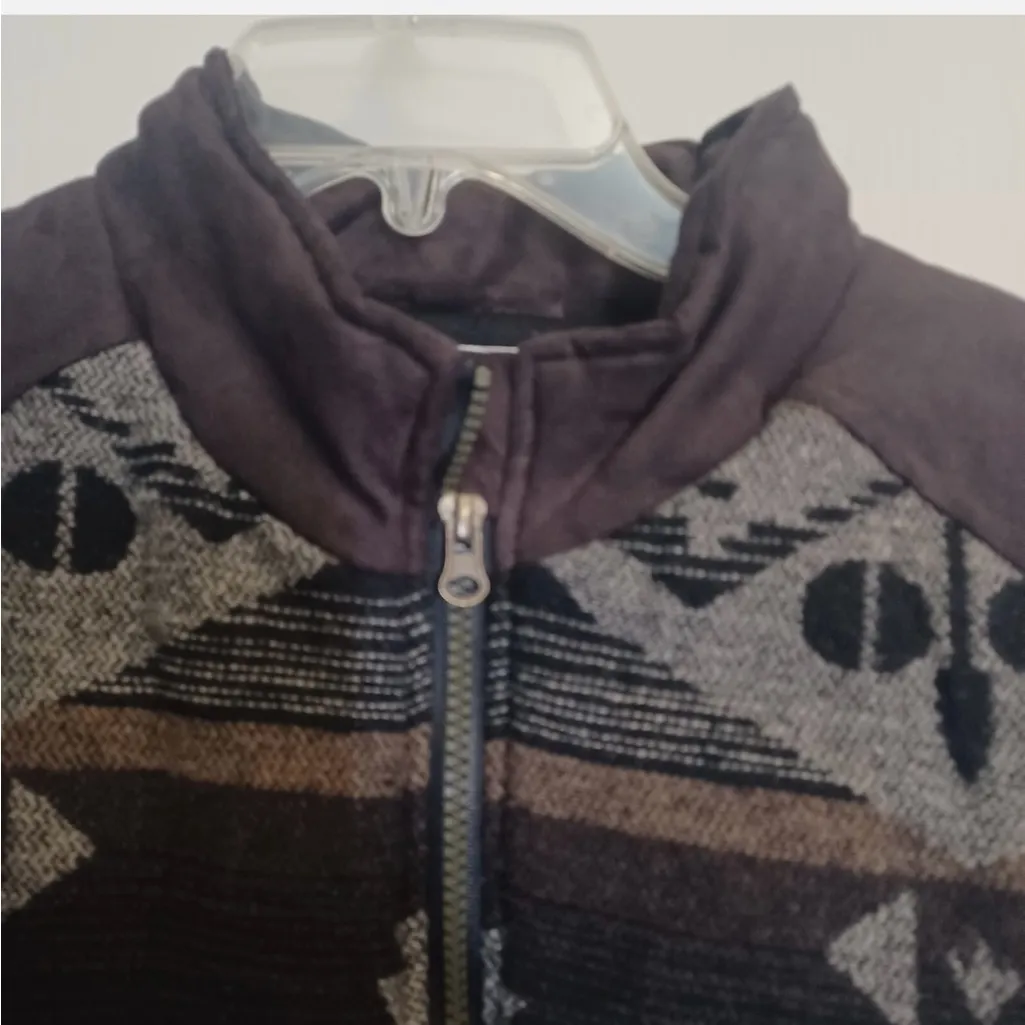 Chalet Black and Gray Women's Vest Size undefined - Image 3