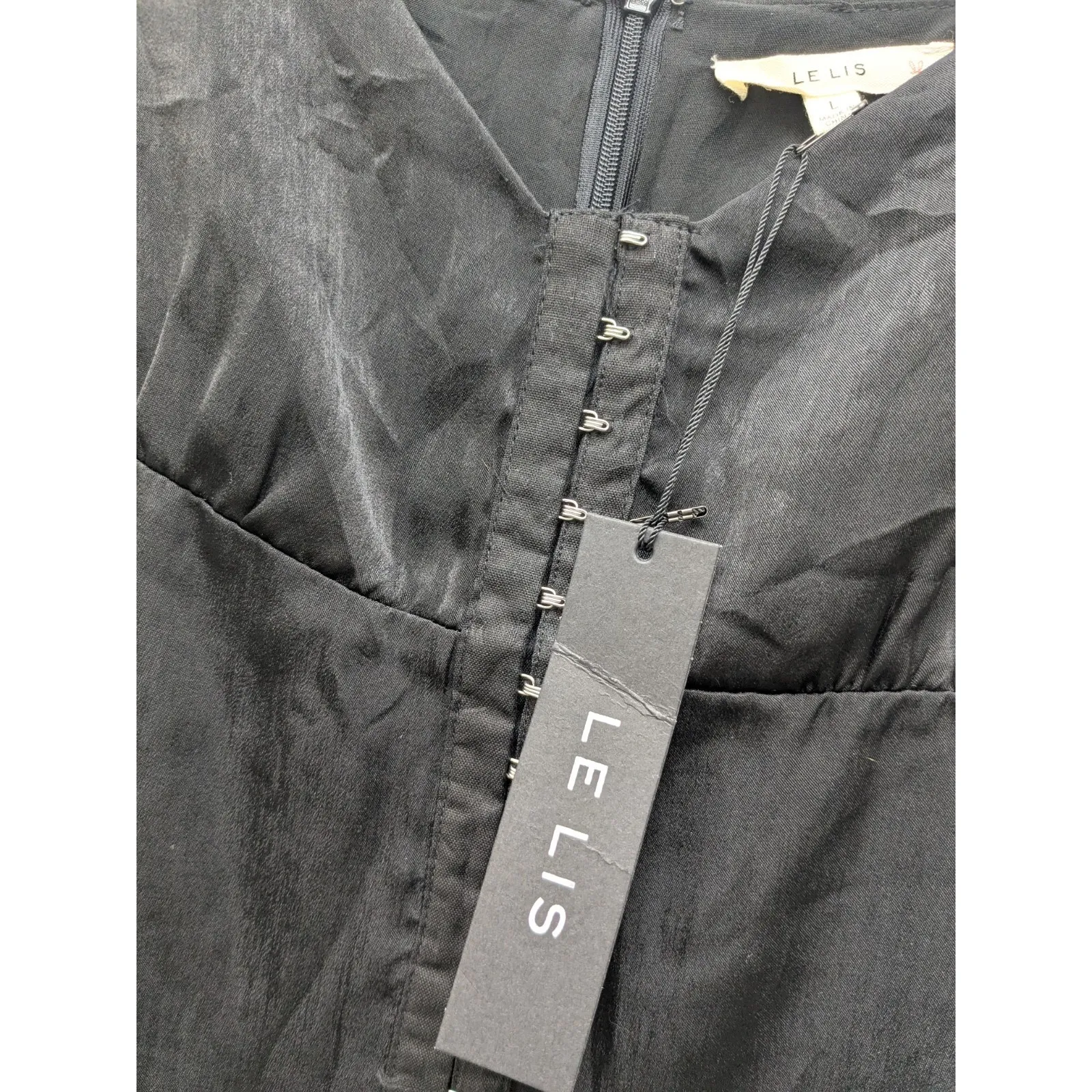 LE LIS Mini Dress Shoulders Tie Straps Front Hook And Eye Black Sz Large NWT - Image 6