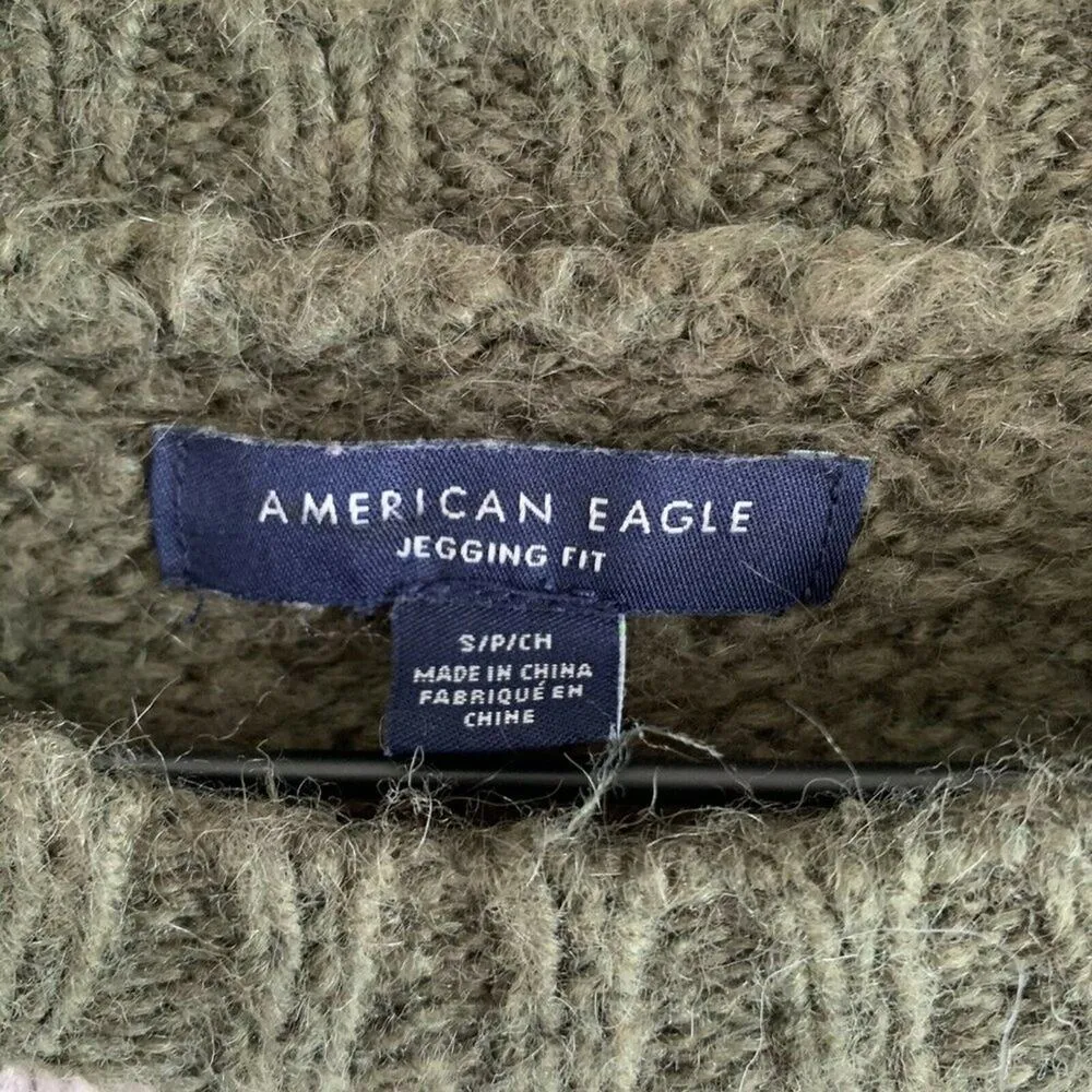 American Eagle Green And Beige Sweater Size S - Image 4