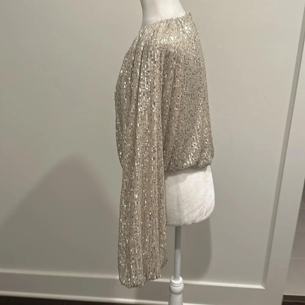 NWT Endless Rose Boutique Sequin Blouson Top Sz M - Image 8