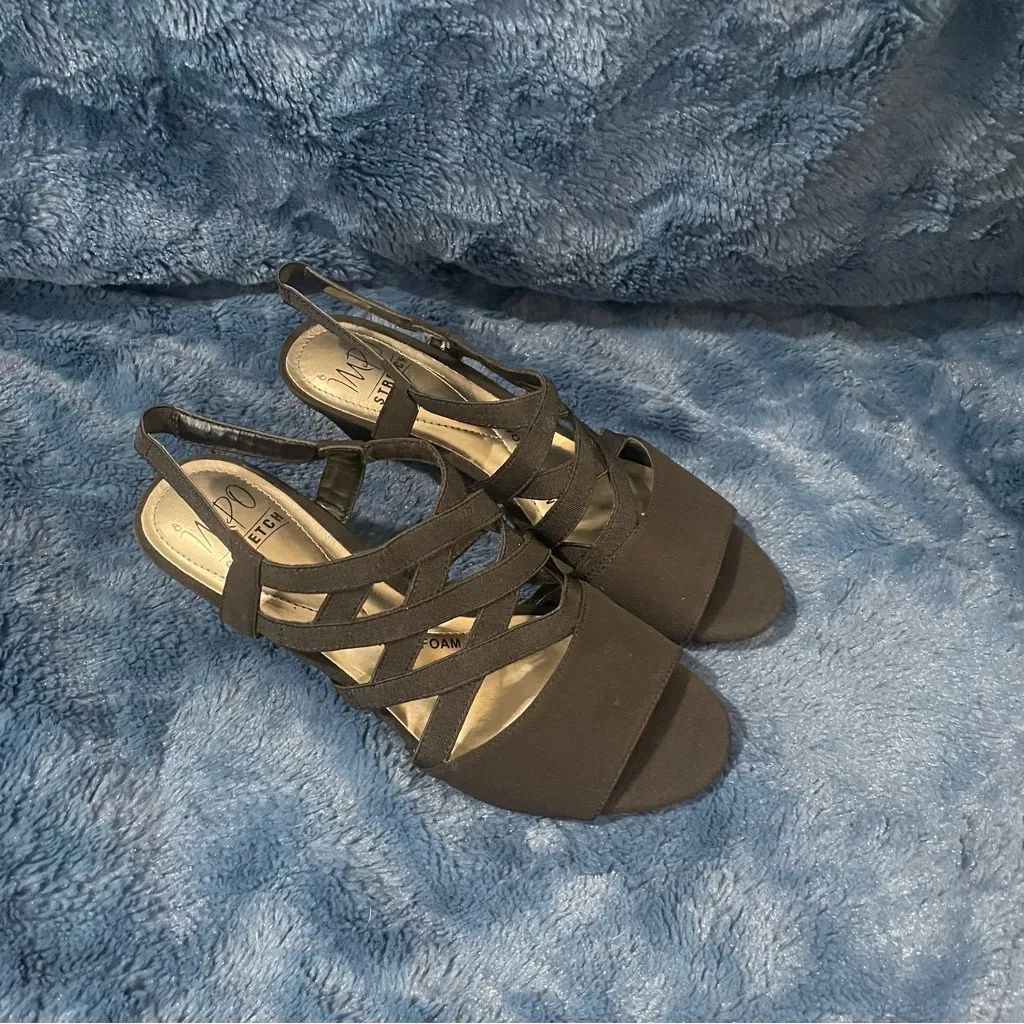 Impo Eduvina Sandal | Size: 7M - Image 2