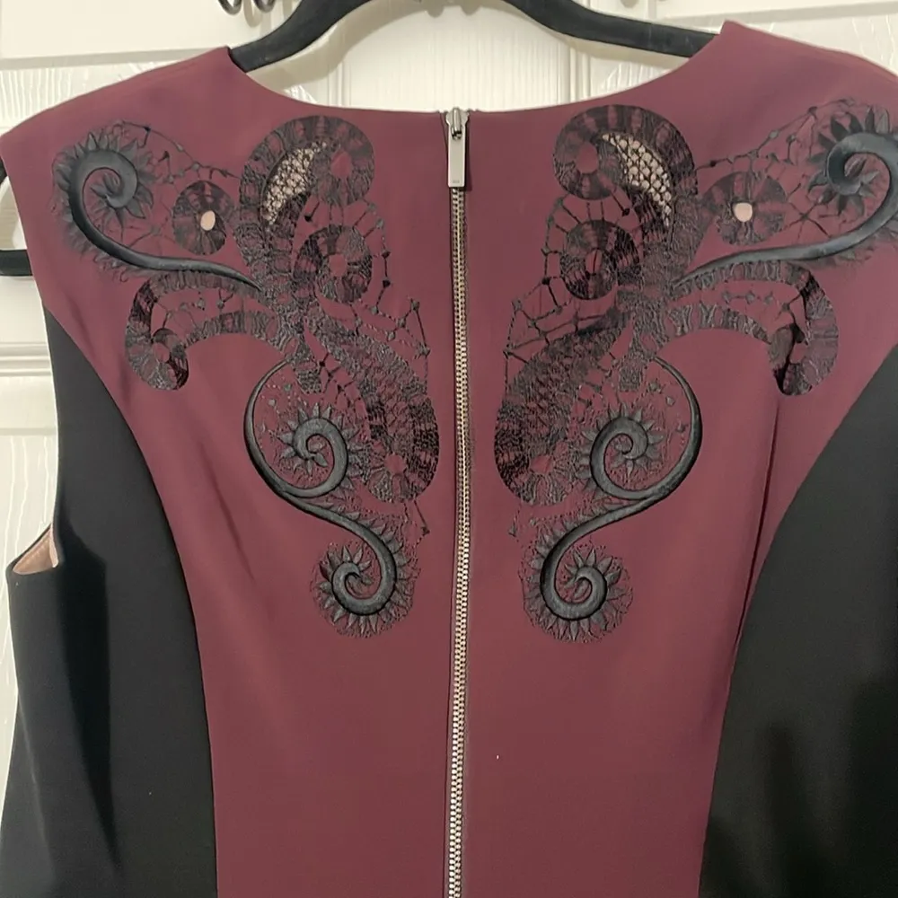 Karen Millen Signature Pencil Dress Black & Maroon Lace Size 10 EUC - Image 7