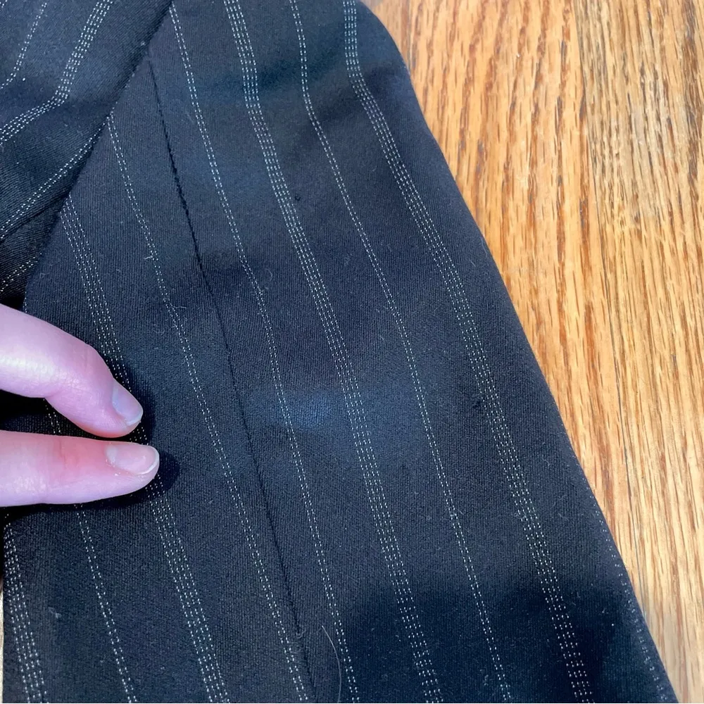 VINTAGE VTG ARMANI COLLEZIONI Black White Vertical Pinstripe WOOL Blazer Jacket - Image 14