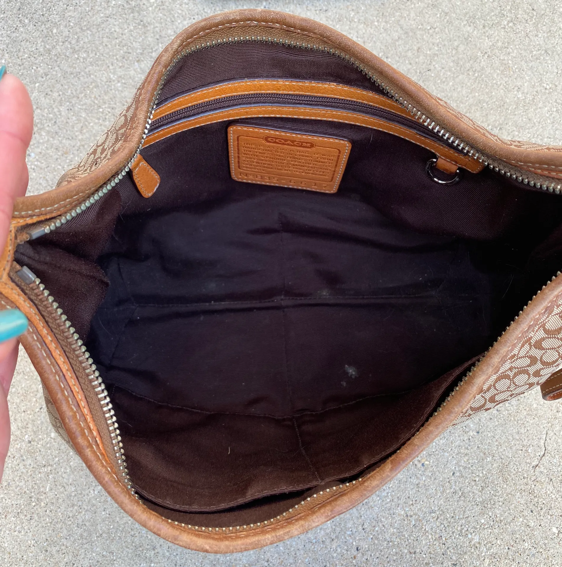 Coach Vintage  Purse - Image 5