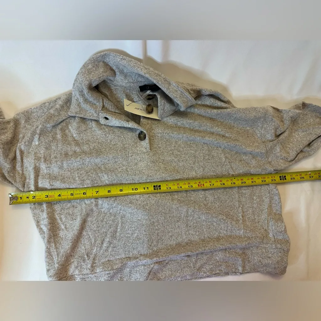 Francesca’s long sleeve collared NWT top Gray Size L - Image 5