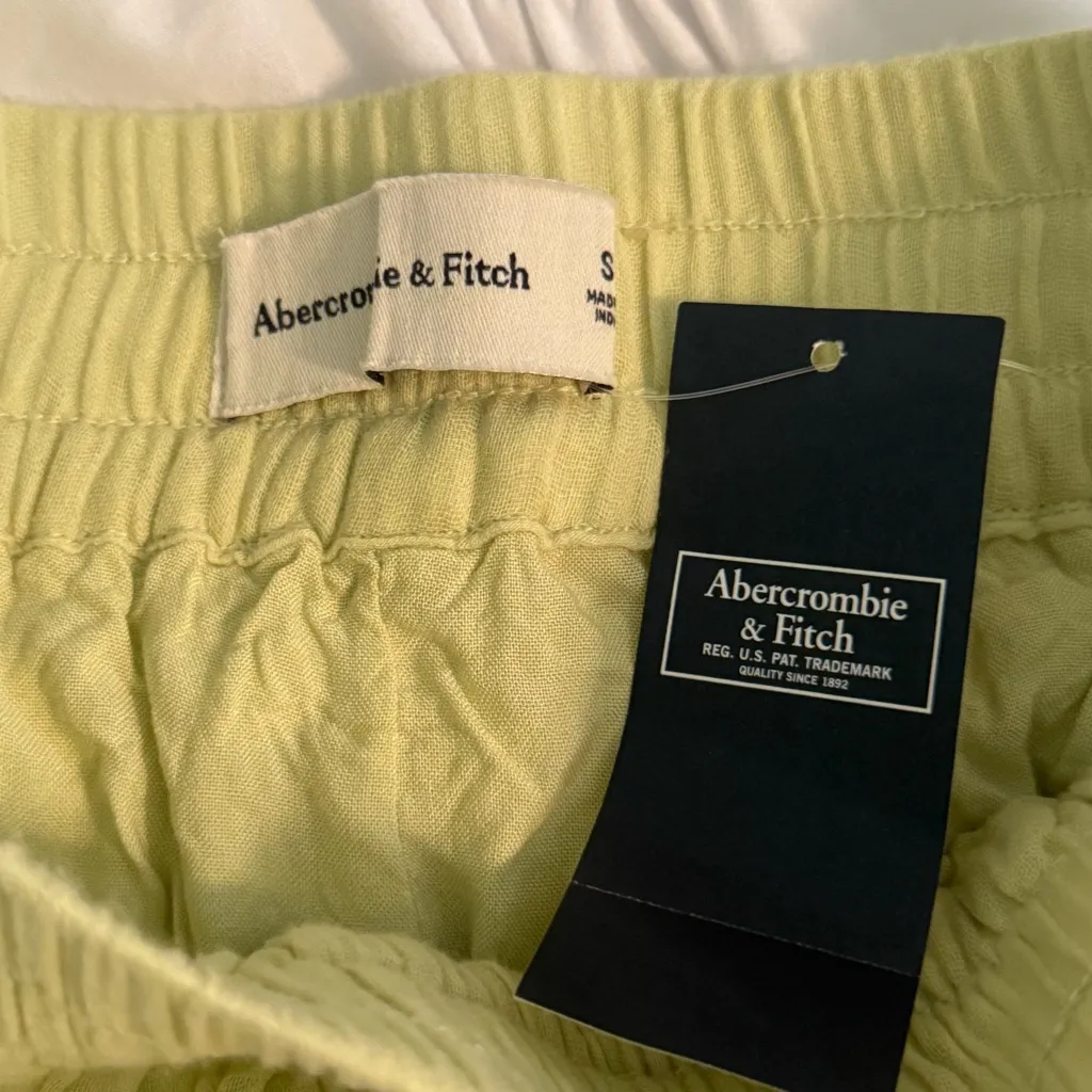 Abercrombie & Fitch Crinkle Cotton Gauze Wide Leg Pant Lime Green - Image 4