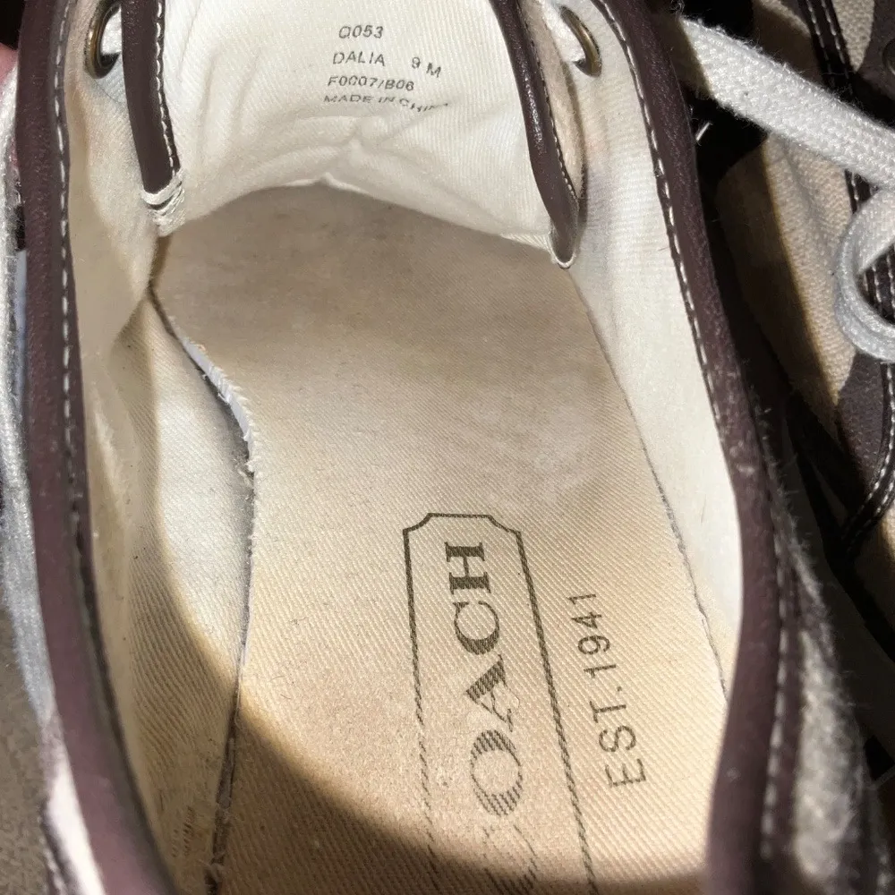 COACH Dalia Signature Sneaker Trainers Size 9 M Medium with original box - Image 6