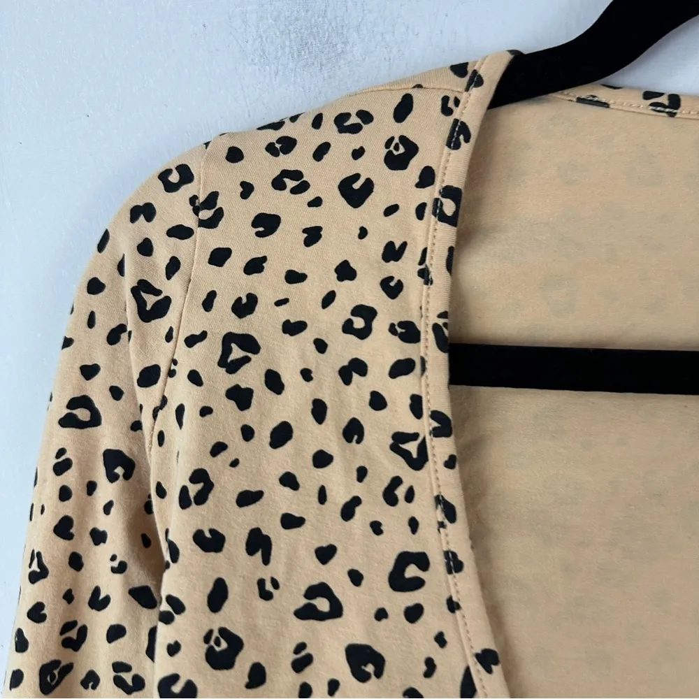 Sunday Best Aritzia | Tan Leopard Tie Front Crop Top Size XXS - Image 3