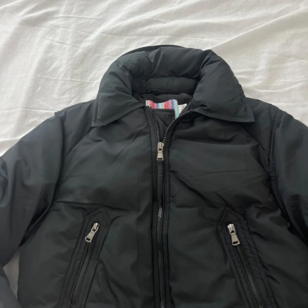 Urban Outfitters crop puffer jacket - Image 3