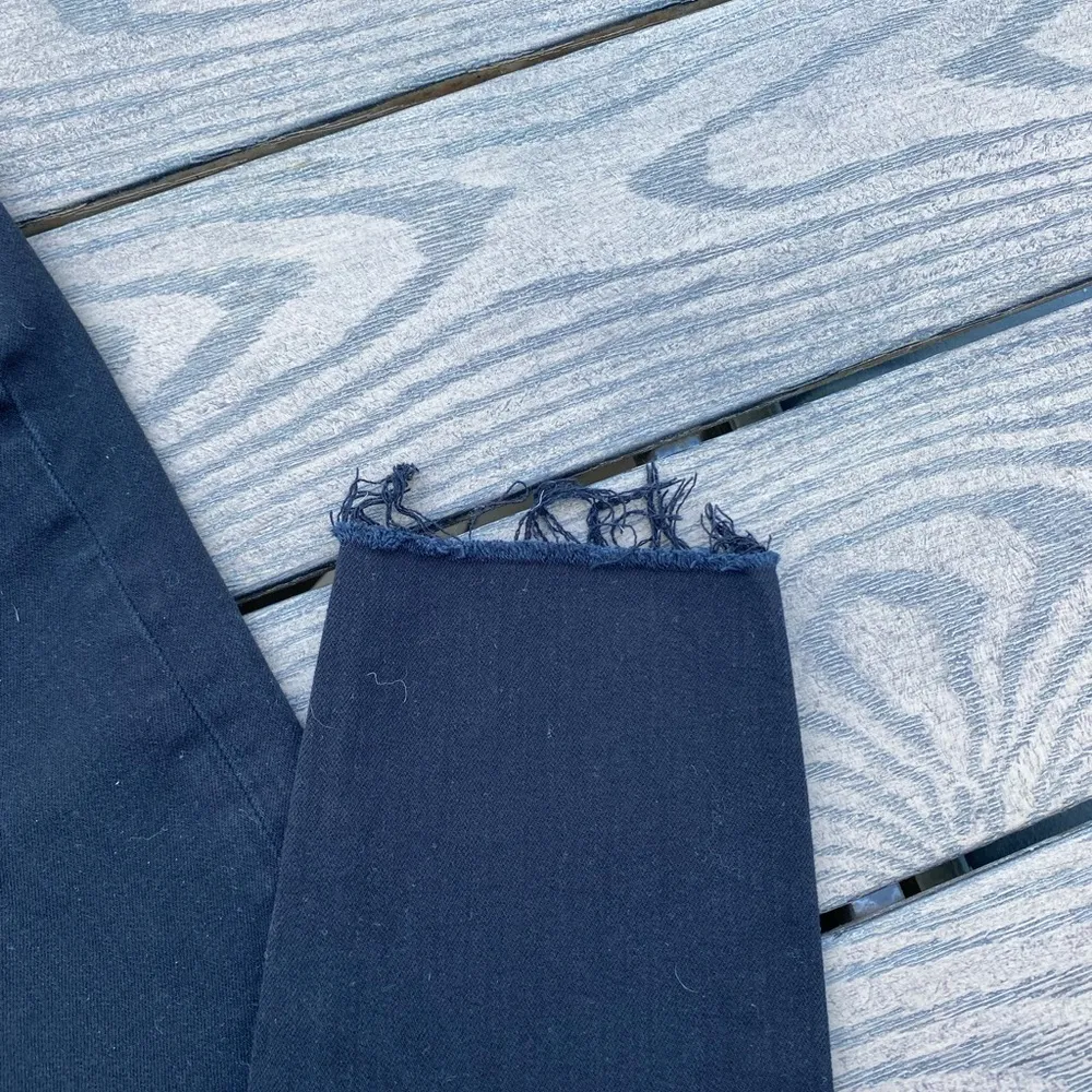 Banana Republic High Rise Black Skinny Jeans Size 25 Short Raw Hem 0 - Image 5