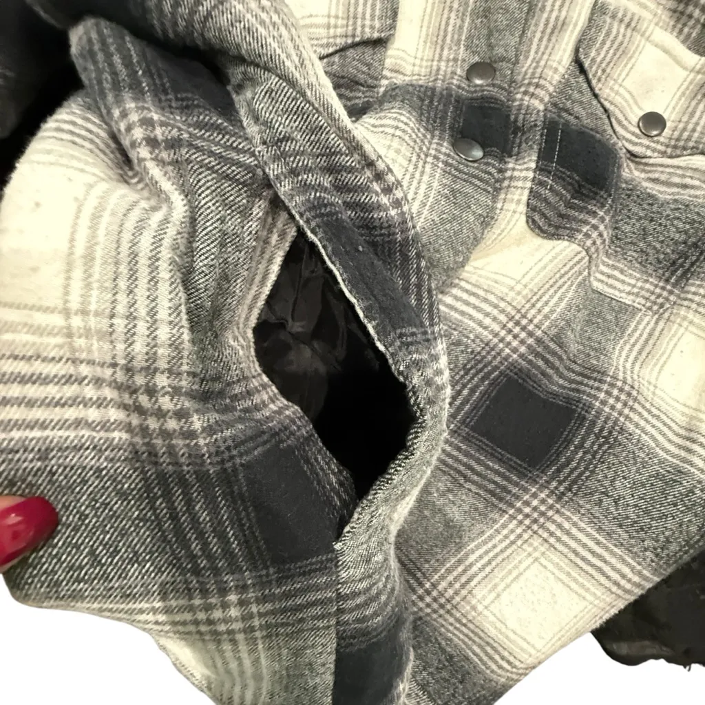 Lucky Brand flannel shacket Cotton  Fleece Lined Sweater Jacket size medium - Image 4