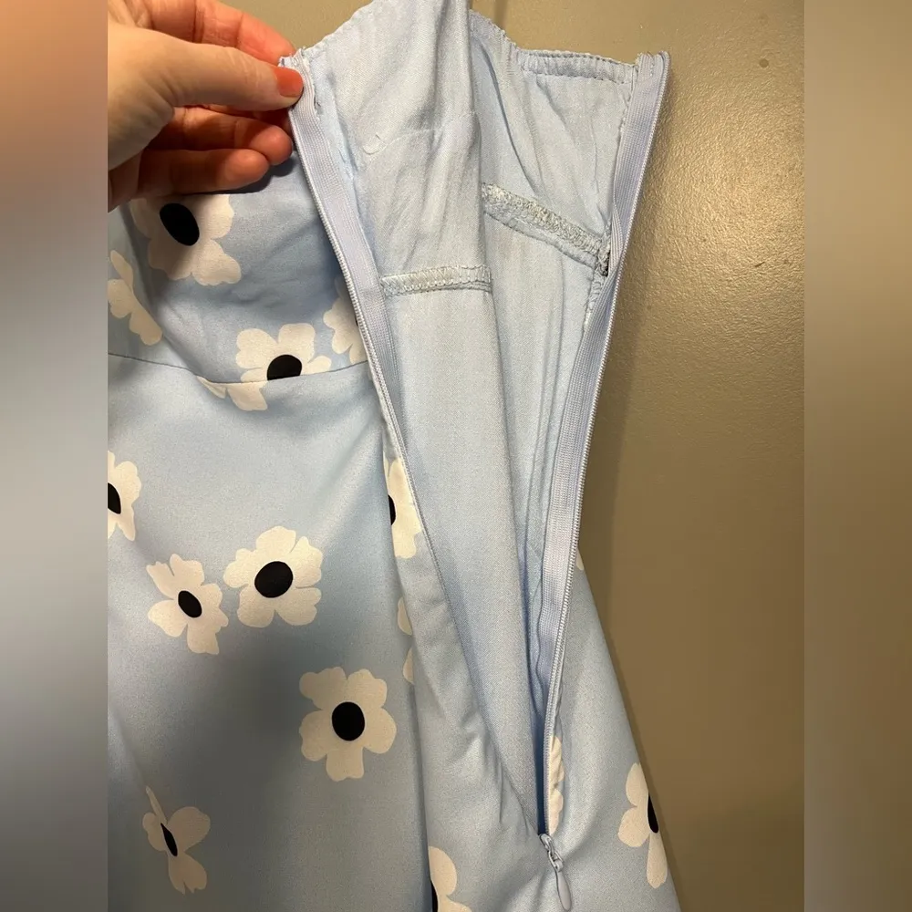 Princess Polly “Dare” Baby Blue Floral Mini Dress NWT - Size 4 - Image 5