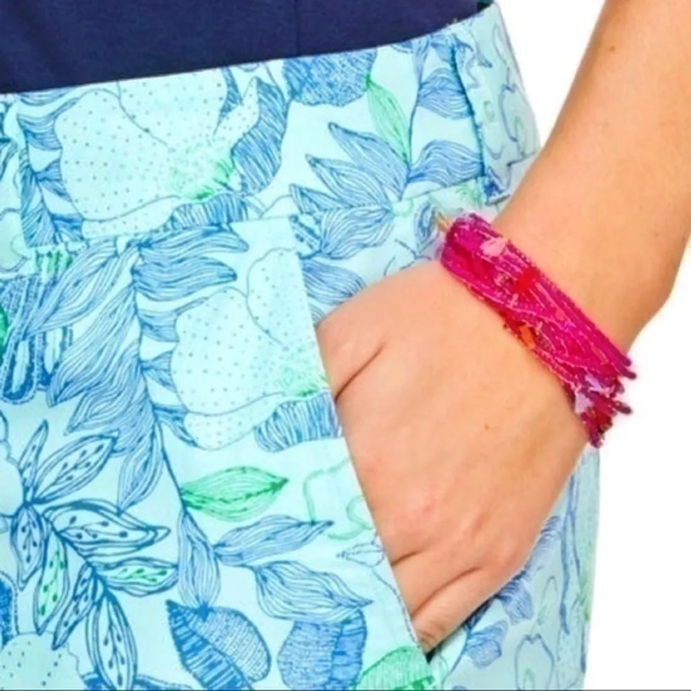 Vineyard Vines Size 00 Cordia Green Navy Floral Printed Dayboat Shorts - Image 3