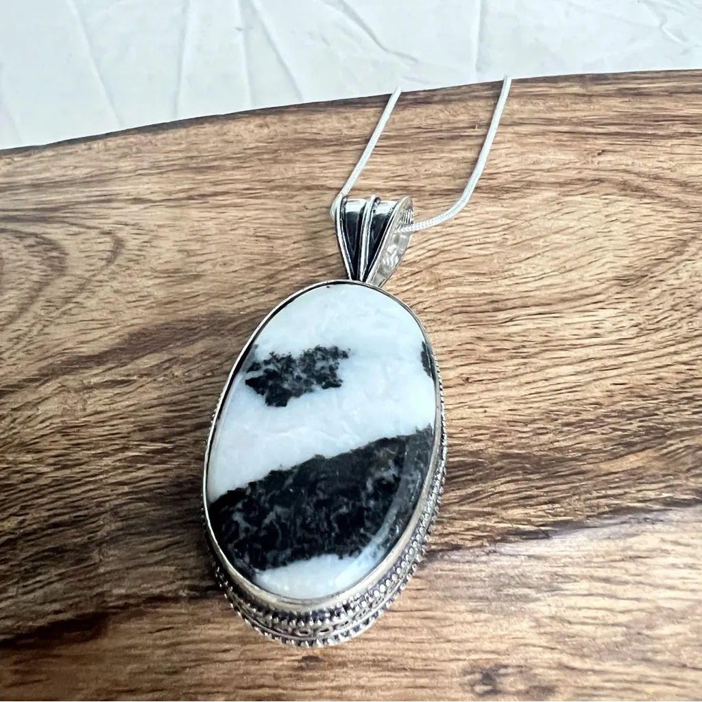 925 Sterling Silver White buffalo Turquoise Necklace Womens Gemstone Jewelry Black - Image 3